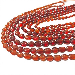 Perles de grenat Hessonite naturel ovales, pierres véritables, 6 à 8 mm, brin de 8 pouces de long - Product Image 1