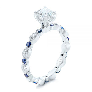 Anello di Fidanzamento F160 Elegante con Diamanti e Zaffiri - Product Image 1