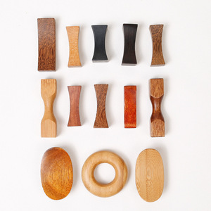 Reposapalillos de madera, soporte para palillos de sándalo rojo y madera de ala de pollo, estilo chino para el hogar y hoteles - Product Image 3
