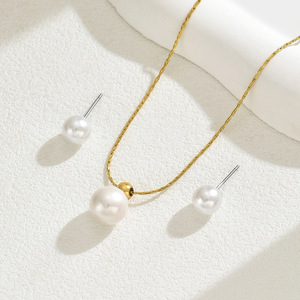 Ensemble de bijoux minimalistes géométriques en perles, collier et boucles d'oreilles en perles d'imitation, bijoux tendance - Product Image 3