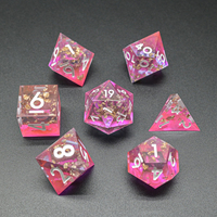 Petit MOQ, vente en gros d'usine : Ensemble de 7 dés polyédriques en résine pour jeux de rôle (DND)