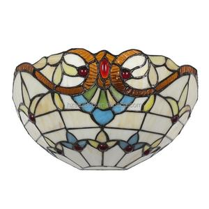 Lampe murale demi-hauteur de style Tiffany de luxe de 12 pouces, design baroque en verre teinté, pour chambre à coucher, salle à manger, source de lumière LED, petites tailles - Product Image 4