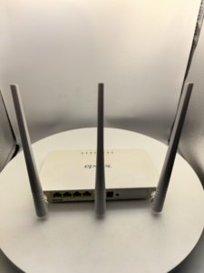เครื่องขยายสัญญาณไวไฟ Jinglai Network Tenda F3 V3/V6/V8 ไฟเบอร์ Wi-Fi 2.4GHz 300Mbps สำหรับบ้าน พร้อมไฟร์วอลล์ 1 พอร์ต WAN + 3 พอร์ต LAN - Product Image 1