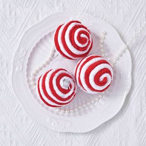Nuevas decoraciones colgantes de bastones de caramelo navideños, hechas a mano, irrompibles, reutilizables, con diseño transfronterizo, de hilo afelpado a rayas rojas y blancas - Product Image 4
