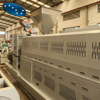 Ligne de production de granulation à alimentation directe en deux étapes pour le recyclage des flocons de plastique dur PP PS avec unité de dégazage sous vide