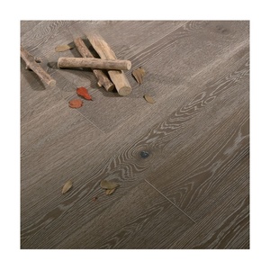 Parquet a spina di pesce, <span class=keywords><strong>rovere</strong></span> <span class=keywords><strong>grigio</strong></span> chiaro, Design moderno di alta qualità per l'arredamento della casa, ecologico e durevole - Product Image 1