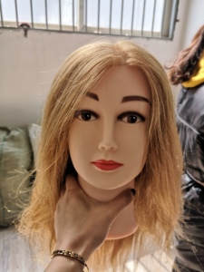<span class=keywords><strong>Tête</strong></span> de mannequin d'entraînement en gros avec cheveux 100% humains, mannequins de coiffure moins chers pour l'entraînement, modèle de <span class=keywords><strong>tête</strong></span> de <span class=keywords><strong>poupée</strong></span> - Product Image 4
