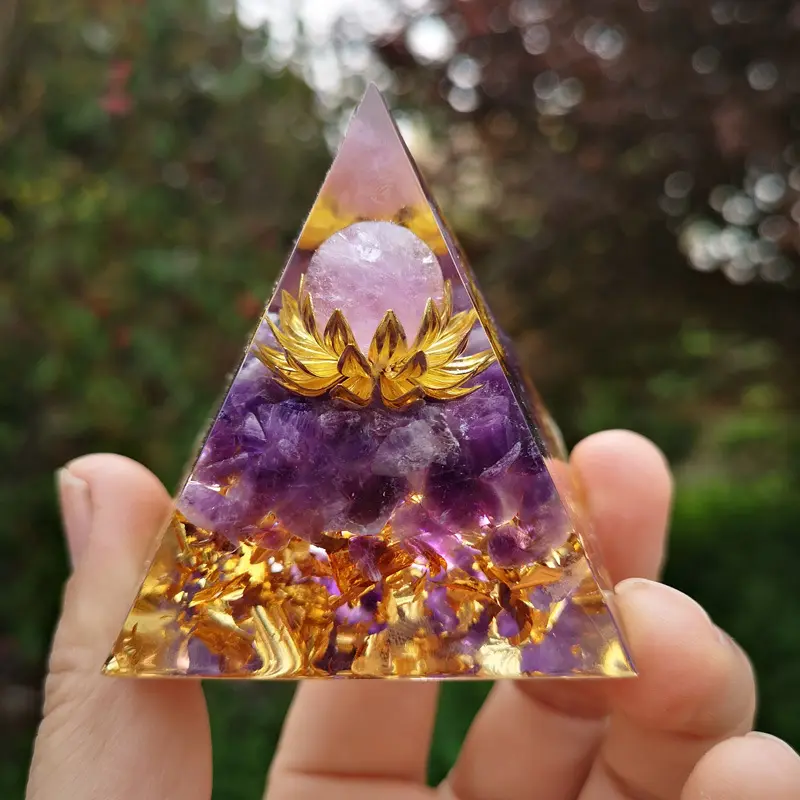 Groothandel Hoge Kwaliteit Orgone Piramide 7 Chakra Gelaagde Hot Orgone Piramides