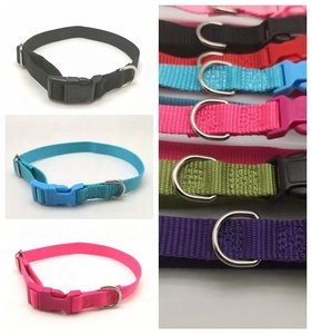 Verstellbares Hunde halsband aus weichem Nylon mit Schnalle - Product Image 3