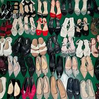S15 Chaussures d'occasion Vente Italie Chaussures Qualité Vente en gros Occasion Hells Confortable Dames Chaussures de style mixte