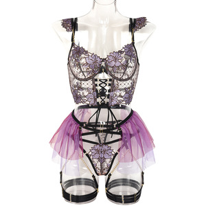 ชุดชั้นในเซ็กซี่ลายลูกไม้ปักดอกไม้สุดหรู ขายดี พร้อมสายคล้องน่ารัก ซีทรูสำหรับผู้หญิง - Product Image 5