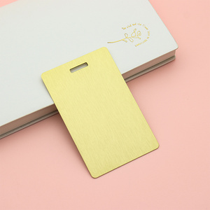 Cartes <span class=keywords><strong>de</strong></span> visite personnalisées en métal avec impression laser NFC 213 étiquettes <span class=keywords><strong>de</strong></span> bagage pour <span class=keywords><strong>chien</strong></span> en aluminium anodisé Cartes <span class=keywords><strong>de</strong></span> visite en métal <span class=keywords><strong>de</strong></span> luxe pour la gravure au laser - Product Image 3