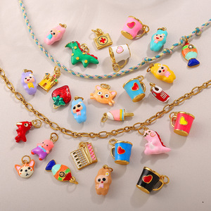 Tierra de las Maravillas Kawaii |   Dijes de Latón Chapado en Oro de 18K con Esmalte Colorido y Diseños de Dibujos Animados para Creación de Joyería DIY |   Colgantes para Niños - Product Image 3