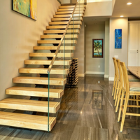 Escalier flottant en bois personnalisable au design minimaliste et durable pour maison loft