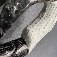 Volant sport en fibre de carbone forgé de style F1 avec poignée pour le pouce pour Corvette C7 2014 2015 2016 2017 2018 2019