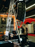 Altavoces de armazón con luz led, soporte de armazón de línea array para altavoces colgantes, producto en oferta