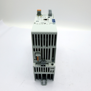 อินเวอร์เตอร์ Lenze รุ่น E84AVSCE5512SX0 สำหรับเครื่องจักรอุตสาหกรรม - Product Image 1