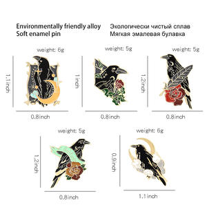 Style foncé noir corbeau oiseau émail broche créative <span class=keywords><strong>plume</strong></span> Rose <span class=keywords><strong>lune</strong></span> Halloween cadeau épinglette Badge chapeau épingles - Product Image 4