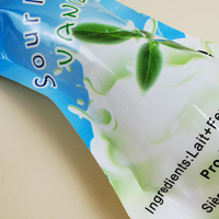 Pochette souple personnalisée avec bec verseur, en plastique de qualité alimentaire, pour emballage de liquides (yaourt, lait, jus, boisson)