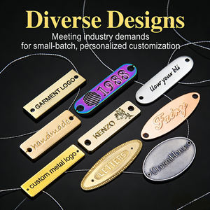 Etiqueta Metálica Plateada Personalizada con Logotipo de Marca para Ropa, Bolsos, Zapatos, Hijabs y Abayas - Product Image 2