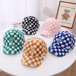 Venta al por mayor de gorras de béisbol para niños American Checkerboard INS Style FAUX Fur Rex Rabbit Velvet Polyester - Product Image 2