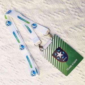 Cordón de PVC transparente personalizado al por mayor con impresión a todo color, diseño de tarjeta de membresía VIP, tarjeta de visita, tarjeta magnética y tarjeta de acceso. - Product Image 4