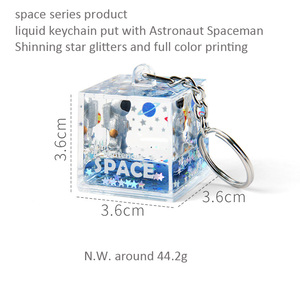<span class=keywords><strong>Porte</strong></span>-clés <span class=keywords><strong>Astronaute</strong></span> Spatial Mystérieux au Design Nouveau 2021, <span class=keywords><strong>Porte</strong></span>-clés Populaire en Acrylique de Forme Carrée avec Sable Mouvant, Huile Liquide, Espace - Product Image 2