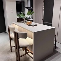 Nordischer Minimalistischer Massivholz-Barhocker mit Bouclé-Polstersitz und Komfortabler Rückenlehne für Zuhause, Küche und Hotel