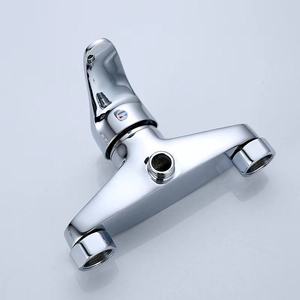 Robinet de <span class=keywords><strong>douche</strong></span> moderne en laiton à poignée unique, finition chromée, avec cartouche céramique et jet pluie, pour usage hôtelier - Ensemble de <span class=keywords><strong>douche</strong></span> - Product Image 4