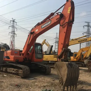 Excavatrice Doosan DH220LC-7 d'occasion avec moteur, boîte de vitesses, pompe, roulement, PLC - 22 tonnes de poids opérationnel, capacité de la benne de 1,18 m, en vente - Product Image 1