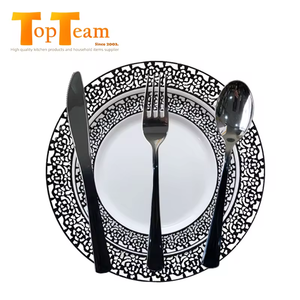 Vente en gros de pâtés en dentelle dorés élégants assiettes rondes en plastique assiettes en dentelle pour mariage - Product Image 1