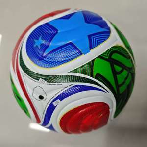 Balón de Fútbol de la Mejor Calidad, Tamaño 5, Suave al Tacto, Personalizable, para Partidos de Equipo y Entrenamiento, Sin Costuras - Product Image 5