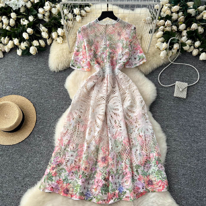 [Sinoon] LACE PUFF ドレス★新作・24SS★韓国ファッション★ sinoon(シヌーン) ワンピース(レディース) - 海外通販のBUYMA