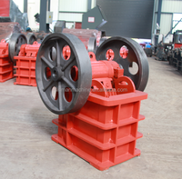 Concasseur à mâchoires compact PE-150*250 à moteur diesel avec pompe et boîte de vitesses, mini concasseur de roche pour excavatrice, Chine