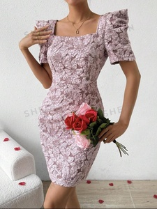 Jacquard de poliéster tejido con telas de patrón elevado texturizadas en 3D para hacer Vestido de manga corta abullonada de Jacquard Frenchy para mujer - Product Image 5