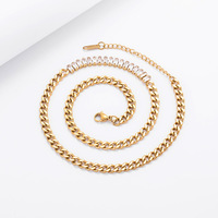 Acero 316L con Revestimiento PVD de Oro de 18K, Resistente al Agua y al Deslustre | Collar Cubano Unisex con Circonitas Cuadradas, Joyería Resistente para la Playa