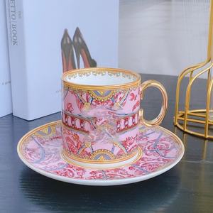 Nouveau produit 2 tasses Ensembles de café en céramique de luxe d'Europe occidentale Porcelaine Thé Tasses et soucoupes en porcelaine - Product Image 2