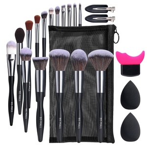 BS-MALL 22Pcs Màu Đen <span class=keywords><strong>Make</strong></span> <span class=keywords><strong>Up</strong></span> Bàn Chải Công Cụ Thiết Lập Tóc Clip Mềm Trang Điểm Miếng Bọt Biển Món Quà Tốt Nhất Biểu Tượng Tùy Chỉnh Trang Điểm Bàn Chải Công Cụ Bộ Dụng Cụ - Product Image 1