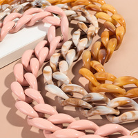 Elegante Collar de Acrílico con Cadena Gruesa de Resina Efecto Mármol de Longitud Personalizable, Joyería Vintage Francesa para Mujer y Hombre