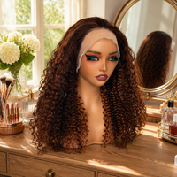 Perruque sans colle 13x4 Lace Front en gros, cheveux Jerry Curly mélangés # Perruque en cheveux humains de taille moyenne couleur P30 pour femmes noires