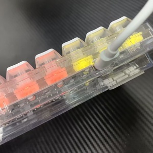 คีย์บอร์ด <span class=keywords><strong>CIY</strong></span> NOVICE 84 ปุ่ม ฝาครอบใส สามโหมด แบบถอดเปลี่ยนสวิตช์ได้ คีย์บอร์ดแบบมีสายสำหรับแล็ปท็อป ภาษาอังกฤษ ชุด DIY - Product Image 4