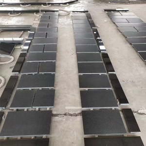 แผ่นหินแกรนิตขัดเงาตามธรรมชาติ TMZ แผ่นและกระเบื้องขนาดใหญ่สีดำเงาสำหรับเคาน์เตอร์และท็อปส์ซูบาร์ที่ทันสมัย - Product Image 1