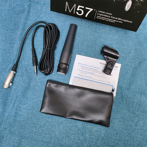 ไมโครโฟน SM57แบบไดนามิกสำหรับเครื่องดนตรีประเภทเคาะชุดกลองและกล่องบีทบ็อกซ์ - Product Image 1