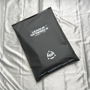 Borsa da imballaggio in plastica personalizzata borsa nera con cerniera per abbigliamento marchio con Logo riutilizzabile sacchetti con chiusura lampo
