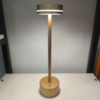 Lampe de table moderne à LED DC alimentée par batterie, commande tactile, hauteur réglable, corps en aluminium contemporain, abat-jour, lumière protectrice pour les yeux