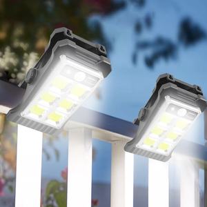 Lámpara Solar LED con Clip, Sensor de Movimiento para Exteriores, Lámpara Solar Impermeable IP65 para Cercas, Terrazas y Paredes - Product Image 5