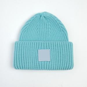 Gorros de Punto Personalizados de Alta Calidad, Hechos con Algodón Orgánico, Lana, Nailon y Poliéster, para Deportes al Aire Libre - Product Image 6