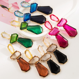 Pendientes de polígono irregular con diseño de resina incrustada en capas largas, de alta textura, estilo exagerado, para mujer - Product Image 1