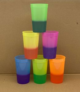 Vasos de Plástico Mágicos que Cambian de Color, 16 oz, para Estadios - Product Image 5