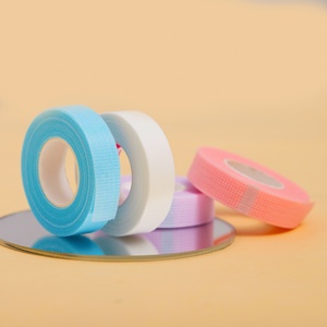 Cinta Adhesiva para Pestañas Pinky Leem, No Tejida, Verde y Rosa, para Extensión de Pestañas, Transpirable, de Tela Microporosa - Product Image 1